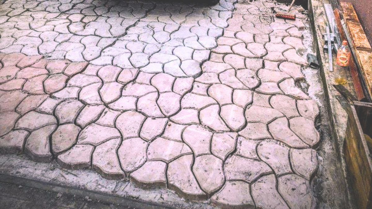 Pavement patterns that adds an elegant and artistic touch while remaining easy to use and durable.